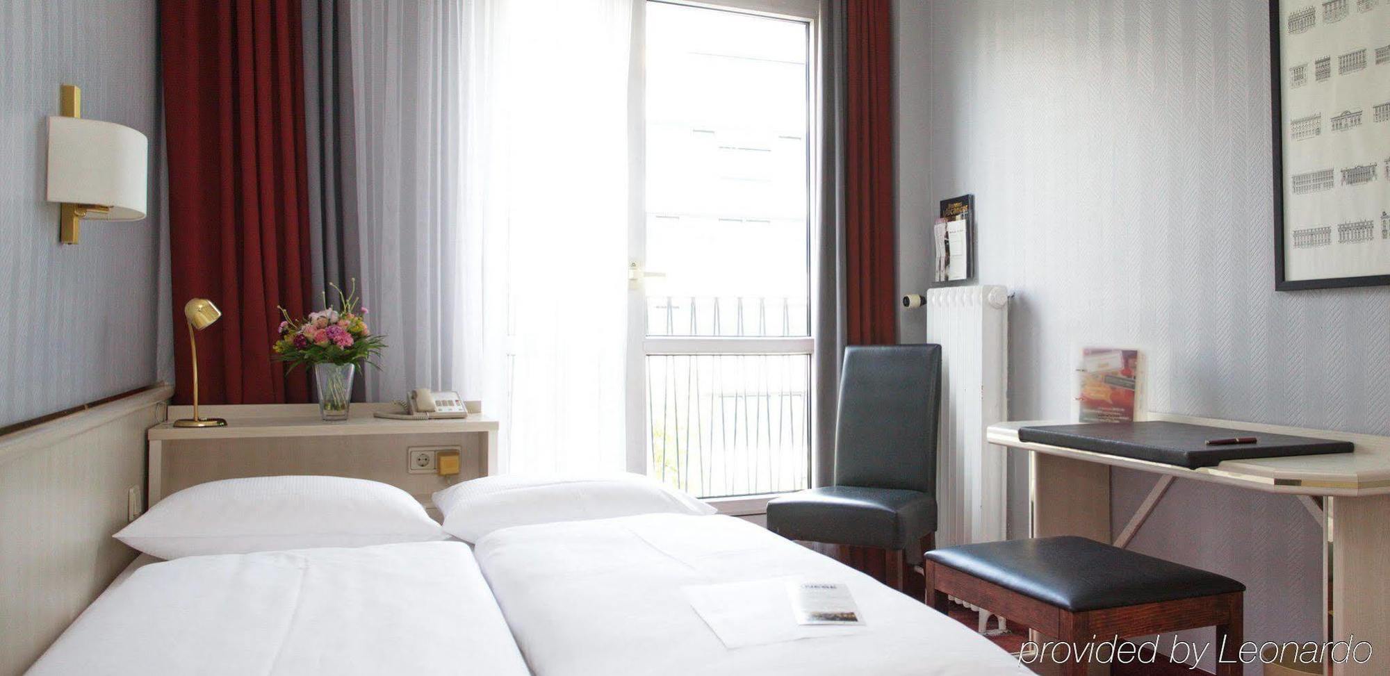 Plaza Am Kurfuerstendamm 3*