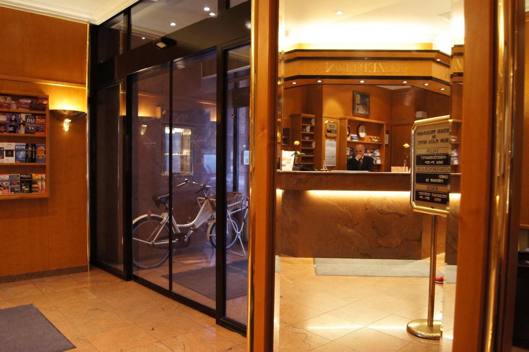 Hotel Plaza Am Kurfuerstendamm Berlino